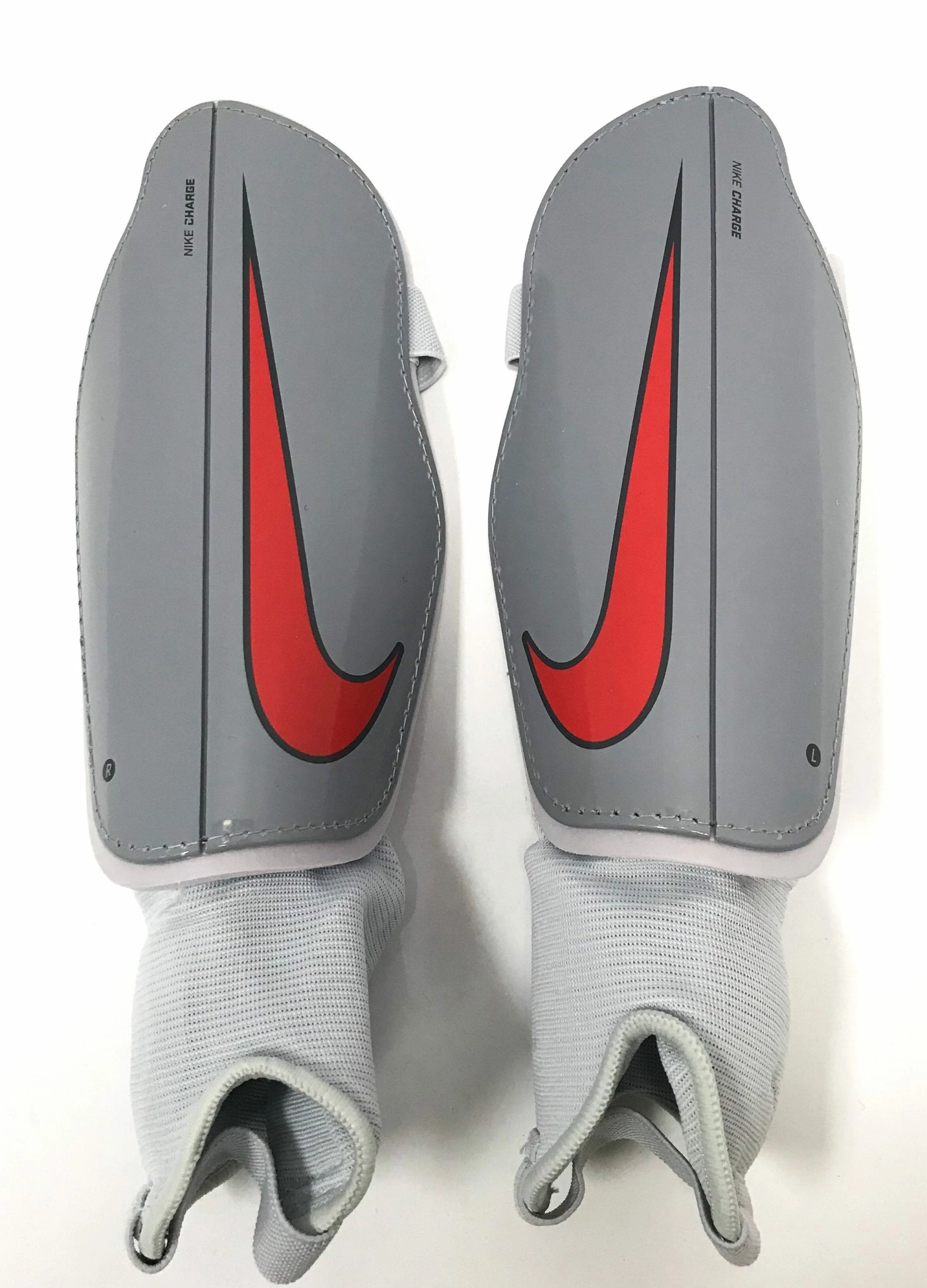 Nike Charge 2.0 Shin Guards- Senior 5 Nike Charge 2.0 Shin Guards- Senior - Image 3